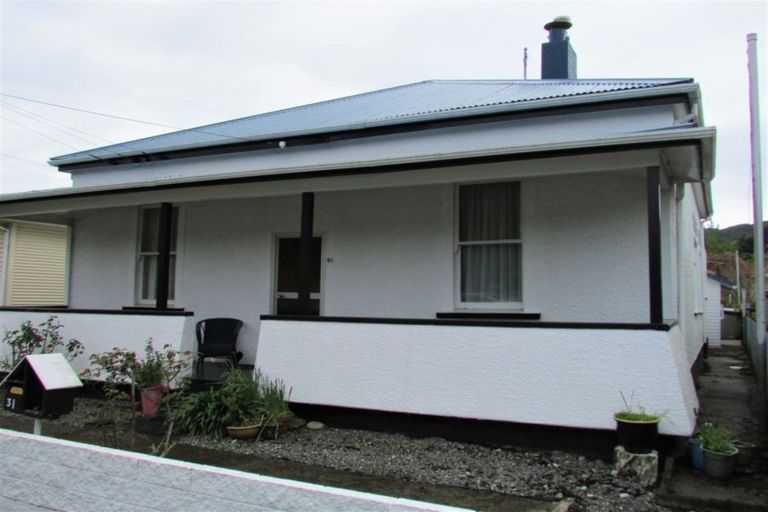 Photo of property in 31 Murray Street, Greymouth, 7805