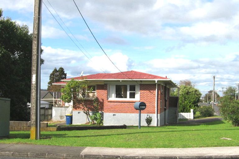 Photo of property in 3/783 Te Atatu Road, Te Atatu Peninsula, Auckland, 0610