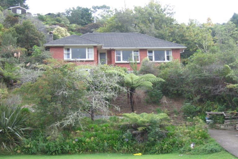Photo of property in 18 Jocelyn Crescent, Pinehaven, Upper Hutt, 5019