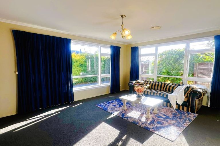 Photo of property in 59 Staveley Street, Avonhead, Christchurch, 8042