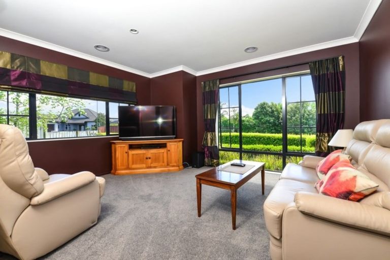 Photo of property in 8 The Peninsula, Huntington, Hamilton, 3210