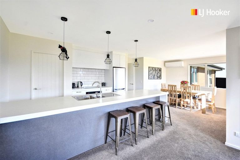 Photo of property in 2 Silverview Place, Mosgiel, 9024