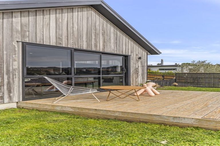 Photo of property in 67 Cyrus Street, Whalers Gate, New Plymouth, 4310