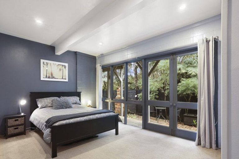 Photo of property in 47 Tainui Road, Titirangi, Auckland, 0604