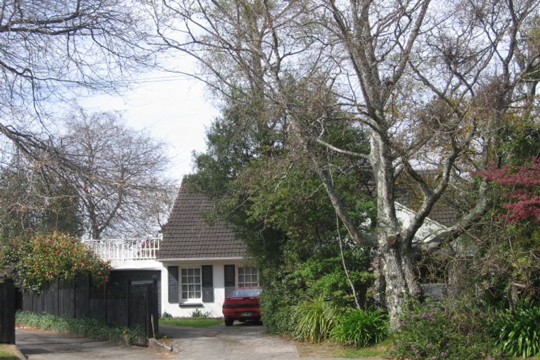 Photo of property in 11 Amokura Street, Fairy Springs, Rotorua, 3015