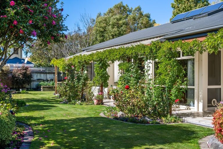 Photo of property in 6 Livingstone Place, Springlands, Blenheim, 7201