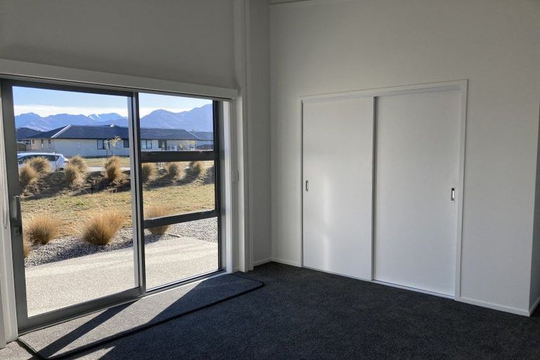 Photo of property in 29 Dingle Street, Lake Hawea, Wanaka, 9382