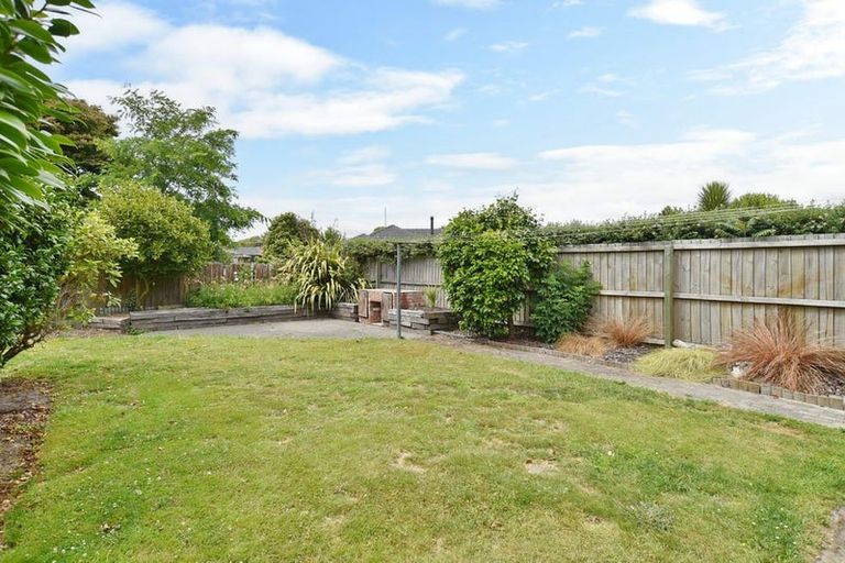 Photo of property in 184 Withells Road, Avonhead, Christchurch, 8042