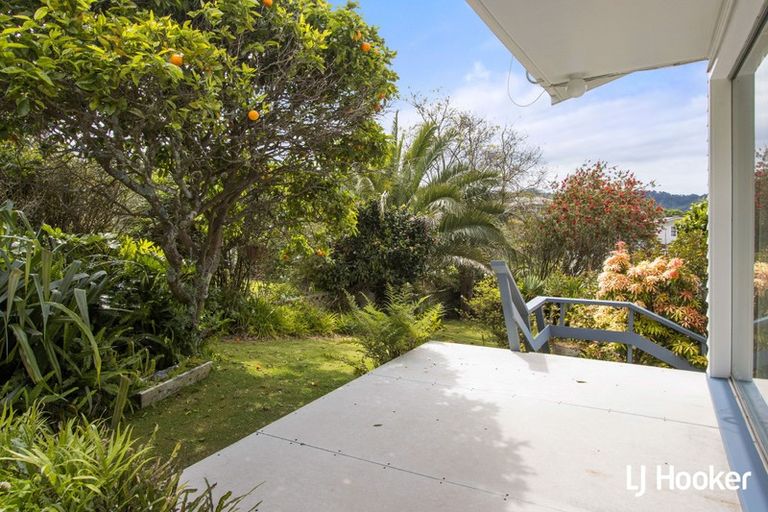 Photo of property in 60 The Crescent, Waihi Beach, 3611