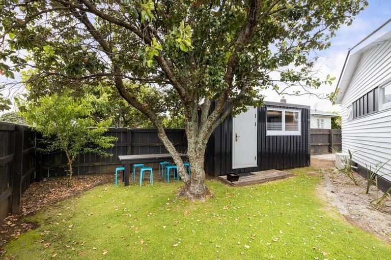 Photo of property in 315 Frankley Road, Ferndale, New Plymouth, 4310