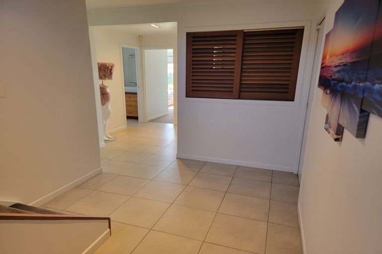 Photo of property in 23 Ocean View Road, Port Waikato, Tuakau, 2695