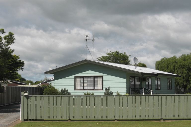 Photo of property in 16 Browning Street, Leamington, Cambridge, 3432
