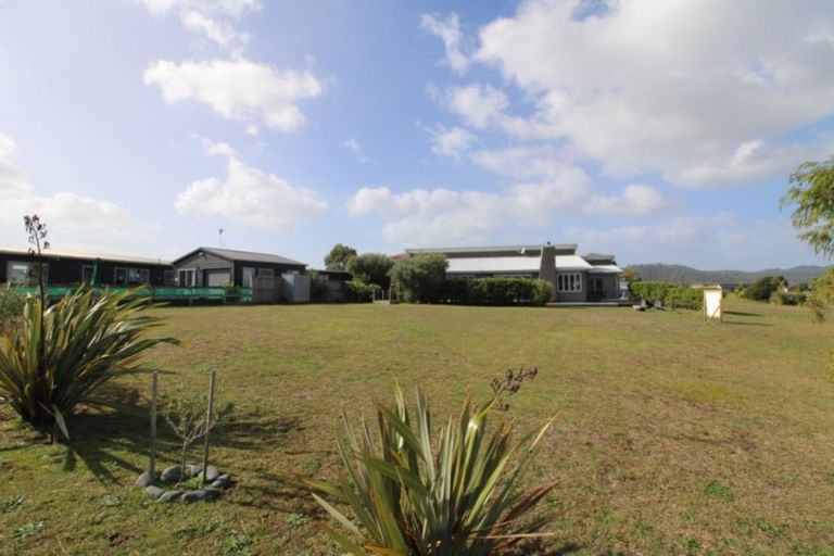 Photo of property in 116 The Fairway, Matarangi, Whitianga, 3592