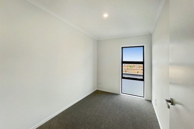 Photo of property in 50 Manarini Road, Westgate, Auckland, 0614