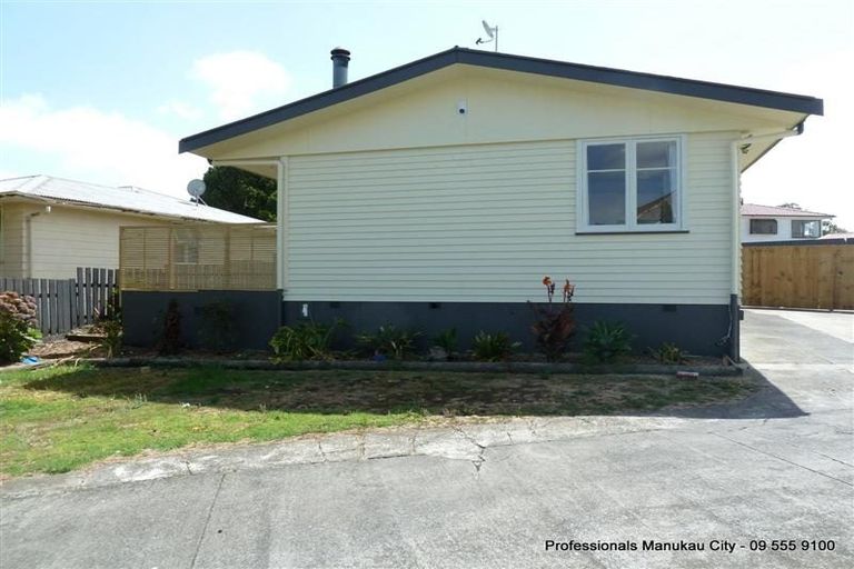 Photo of property in 38 Brentford Place, Manurewa, Auckland, 2102