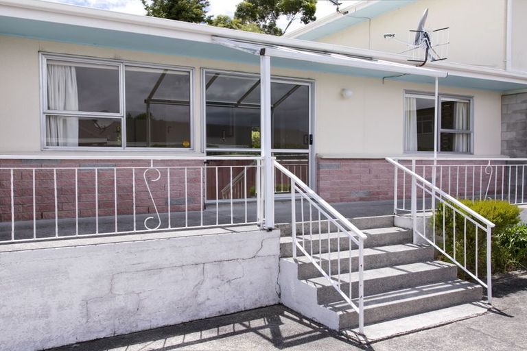 Photo of property in 2/23 Motutaiko Street, Taupo, 3330