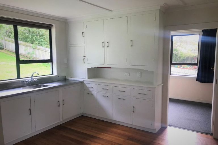 Photo of property in 50 Waldron Crescent, Green Island, Dunedin, 9018