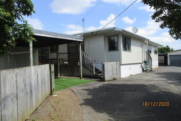 Photo of property in 40 Brains Road, Kelston, Auckland, 0602