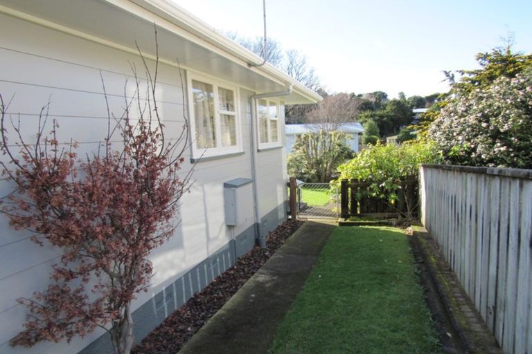 Photo of property in 14 Tavistock Street, Westown, New Plymouth, 4310