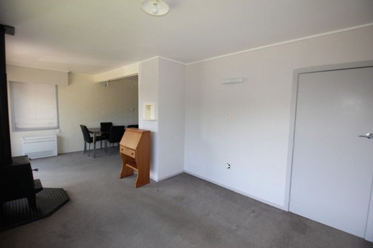 Photo of property in 33a Maire Street, Inglewood, 4330