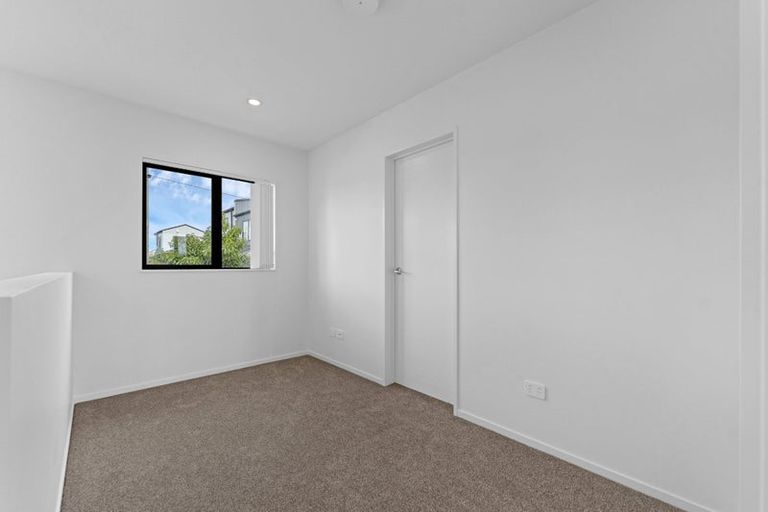 Photo of property in 31b William Avenue, Manurewa, Auckland, 2102