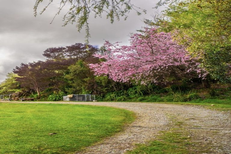 Photo of property in 2171 Parikanapa Road, Tiniroto, Manutuke, 4078