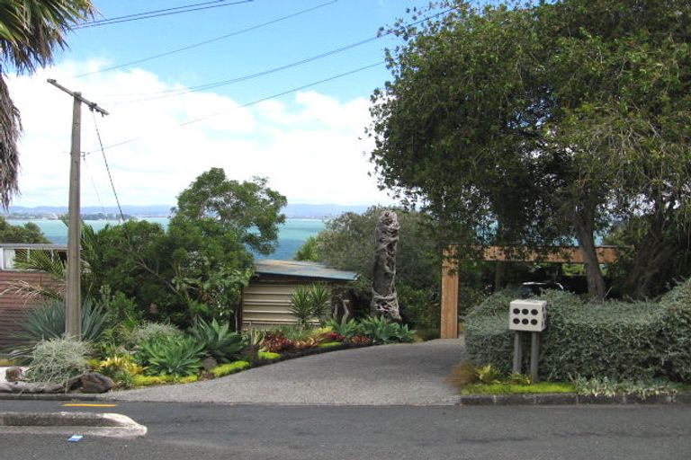 Photo of property in 6 Tizard Road, Birkenhead, Auckland, 0626