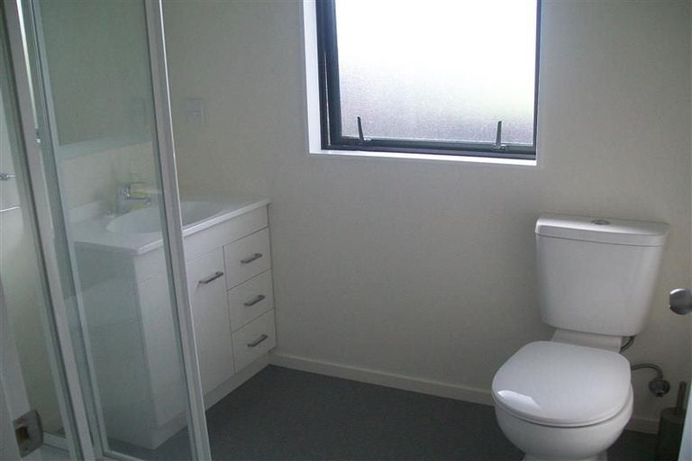 Photo of property in 18 Giles Place, Shirley, Christchurch, 8061