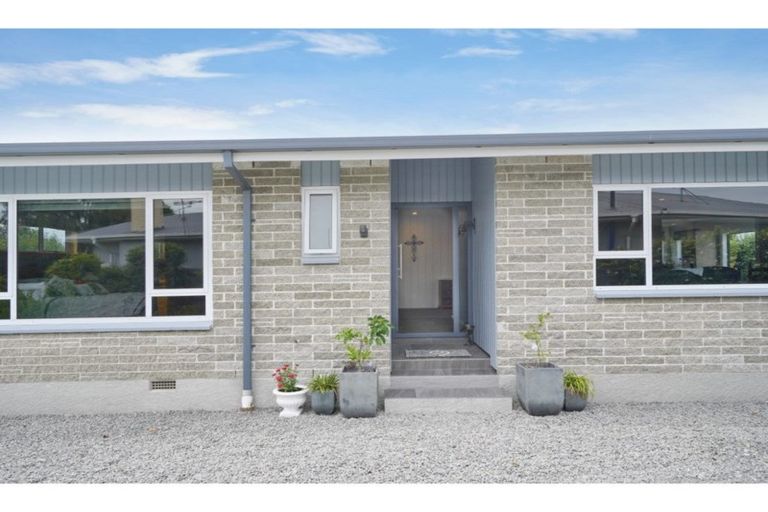 Photo of property in 133 Kendal Avenue, Burnside, Christchurch, 8053