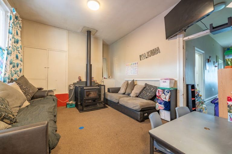 Photo of property in 92-98 High Street, Waimate, 7924