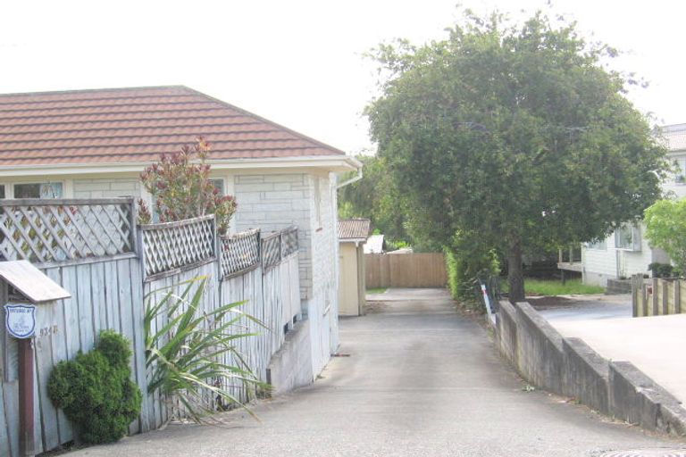 Photo of property in 1/934 East Coast Road, Northcross, Auckland, 0630