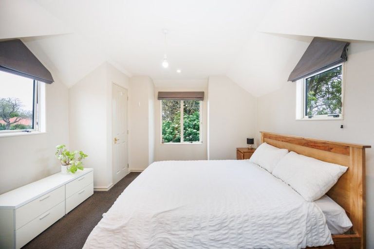 Photo of property in 46c Pahiatua Street, Hokowhitu, Palmerston North, 4410