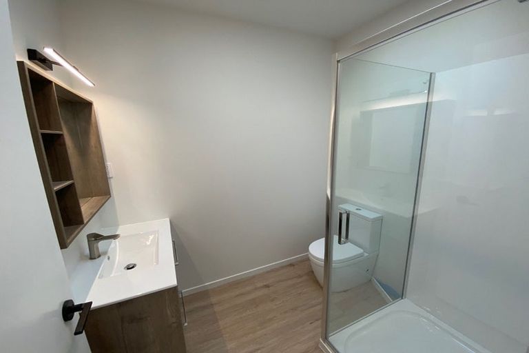 Photo of property in 40b Reeves Road, Pakuranga, Auckland, 2010