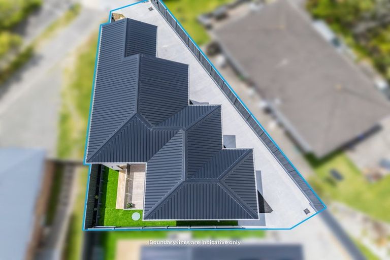 Photo of property in 28b Kereru Street, Henderson, Auckland, 0612