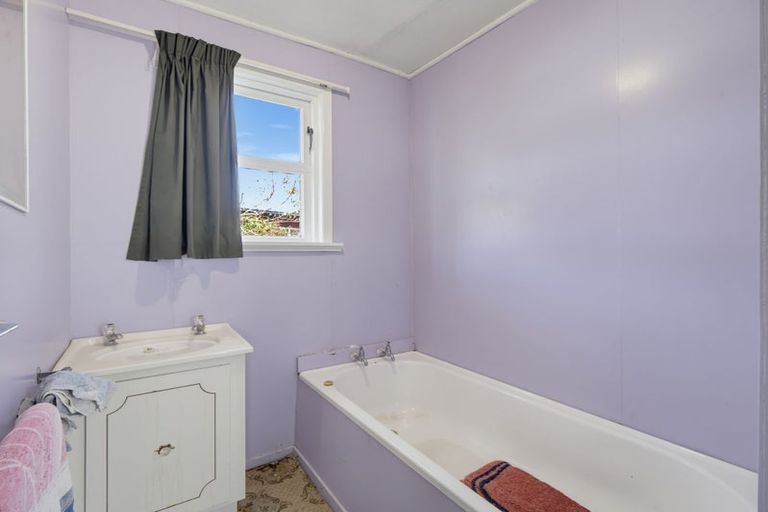 Photo of property in 1 Powis Street, Domett, 7383