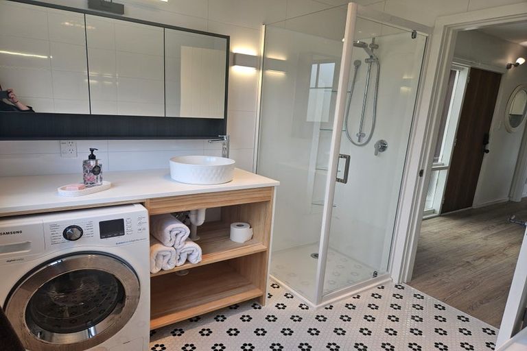 Photo of property in 2/2 Harrowdale Drive, Avonhead, Christchurch, 8042