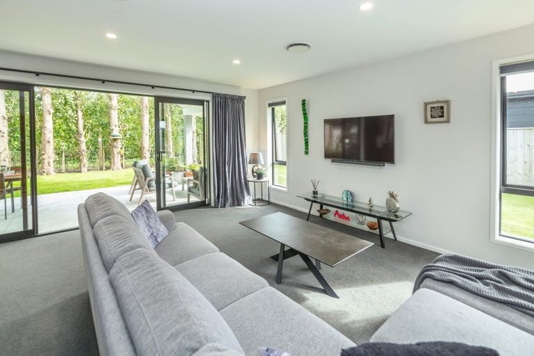 Photo of property in 37 Westwood Avenue, Greytown, 5712