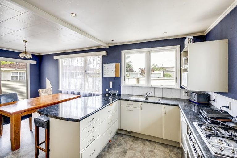 Photo of property in 22 Armour Place, Onekawa, Napier, 4110