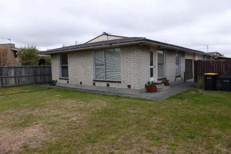 Photo of property in 2/17 Blakehall Place, Spreydon, Christchurch, 8024