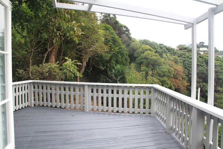 Photo of property in 414 Evans Bay Parade, Hataitai, Wellington, 6021