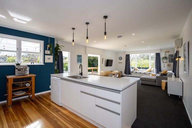 Photo of property in 18 Eaton Crescent, Otamatea, Whanganui, 4500
