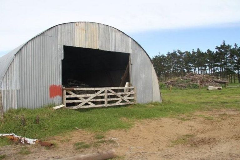 Photo of property in 2 Harrys Lane, Pukenui, 0484