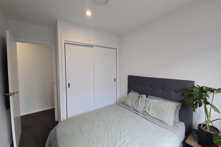 Photo of property in 33 Drysdale Road, Jacks Point, 9371