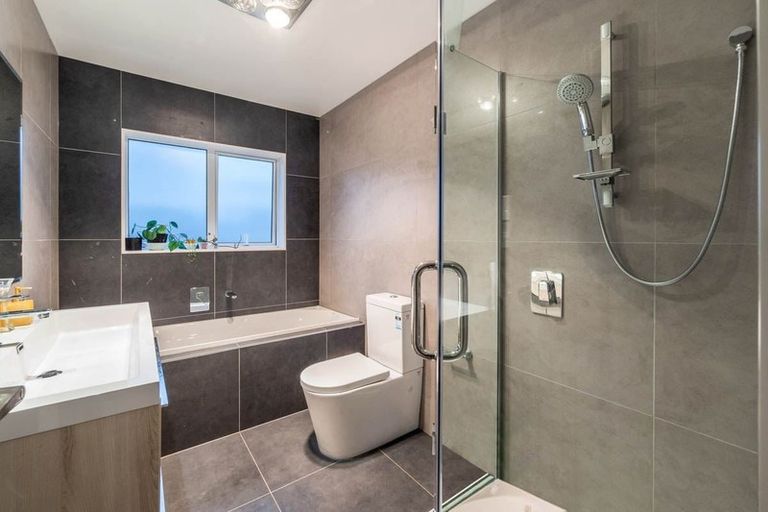 Photo of property in 216e Metcalfe Road, Ranui, Auckland, 0612