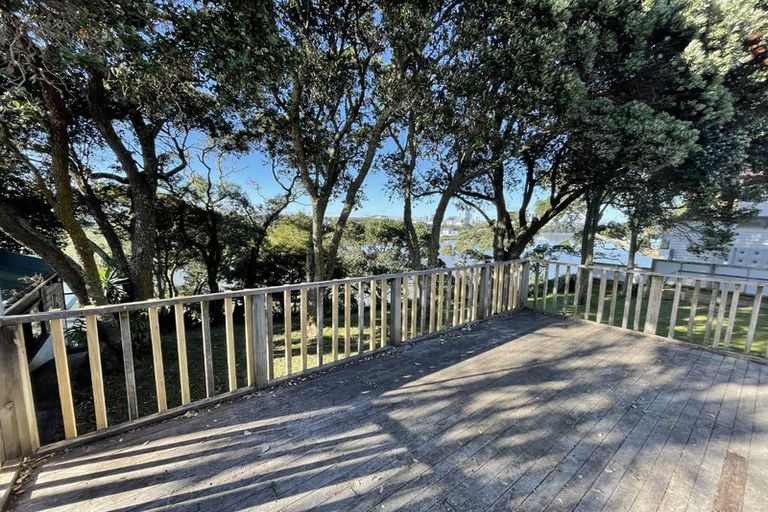 Photo of property in 79 Ngataringa Road, Devonport, Auckland, 0624