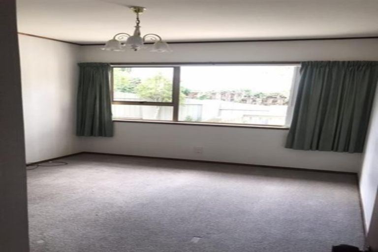 Photo of property in 4 Montclair Rise, Browns Bay, Auckland, 0630