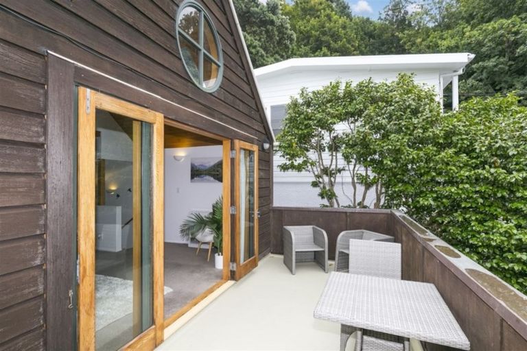 Photo of property in 31c Patanga Crescent, Thorndon, Wellington, 6011