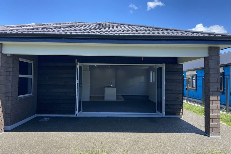 Photo of property in 11 Monowai Street, Poraiti, Napier, 4112