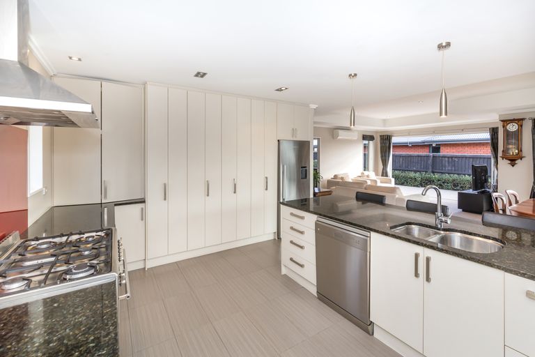 Photo of property in 12 Holbrook Way, Westmorland, Christchurch, 8025