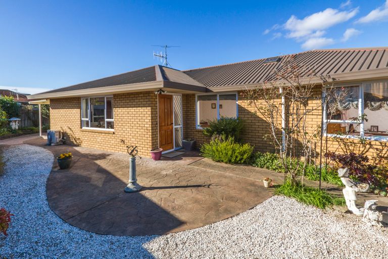 Photo of property in 24 Coleridge Place, Stoke, Nelson, 7011